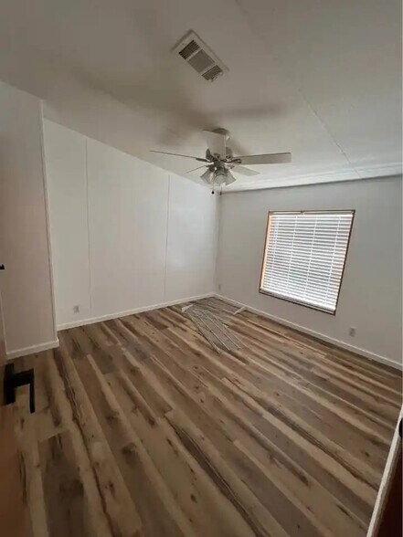 Building Photo - 239 Sweet Gum St