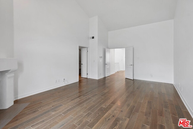 Building Photo - 2138 Federal Ave