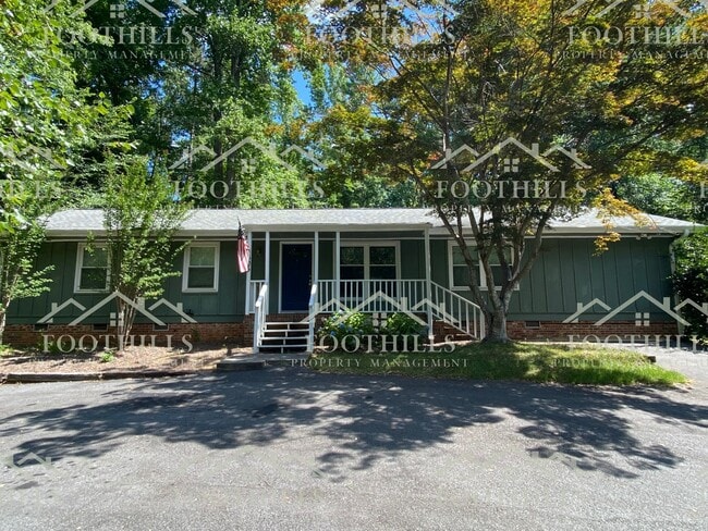 Primary Photo - 3-bedroom, 2-bath home located in Pendleton