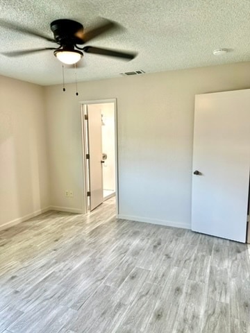 Building Photo - 320 Meadow Ln