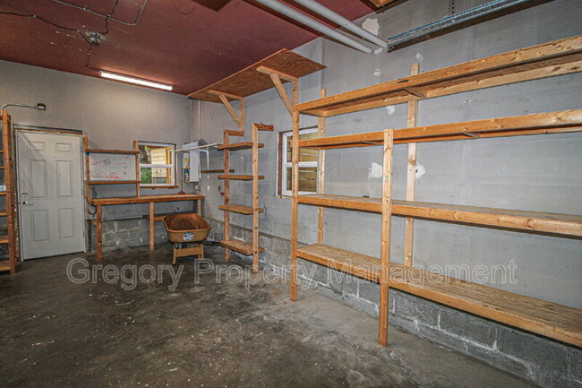 Building Photo - 19547 53rd Ave NE
