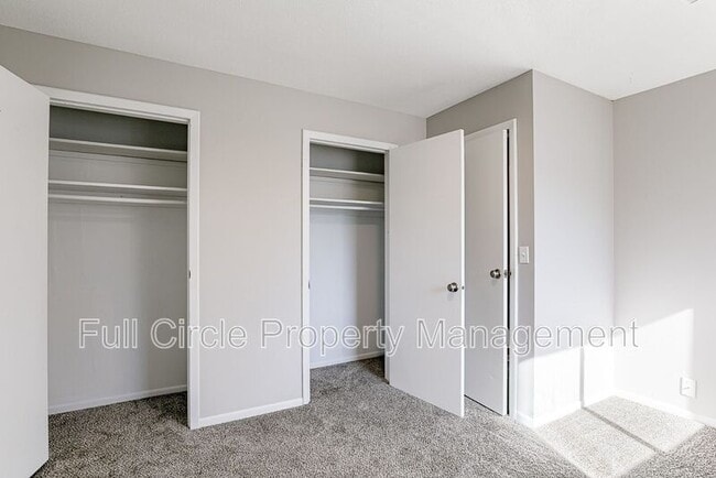 Building Photo - 349 S 26th St