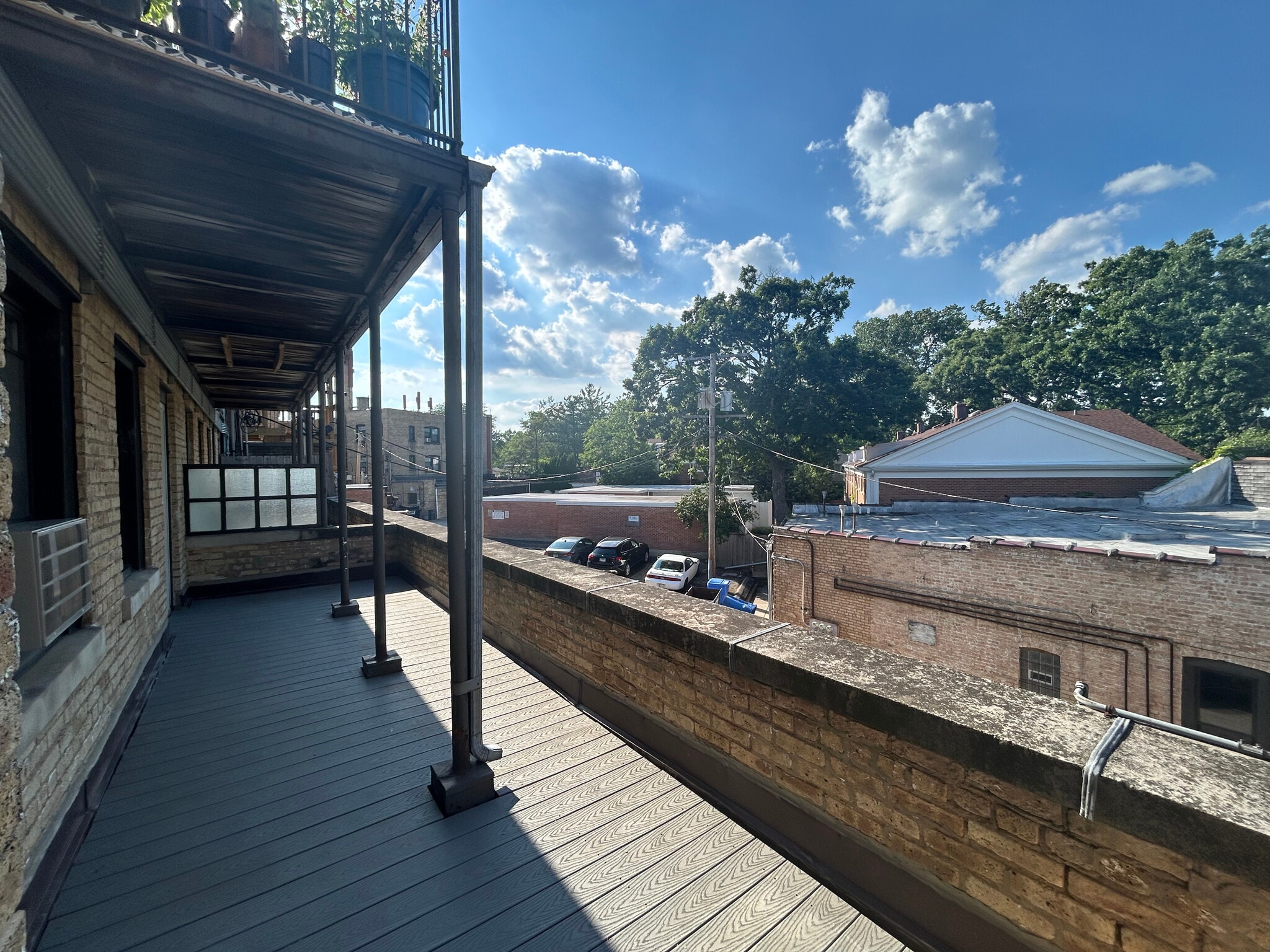 Building Photo - 730 Judson Ave