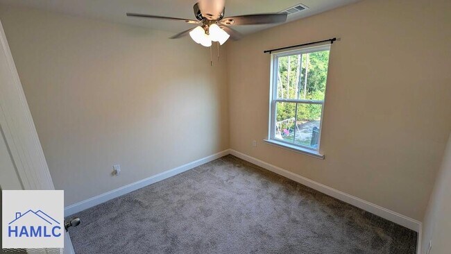 Building Photo - 708 Mill Creek Cir