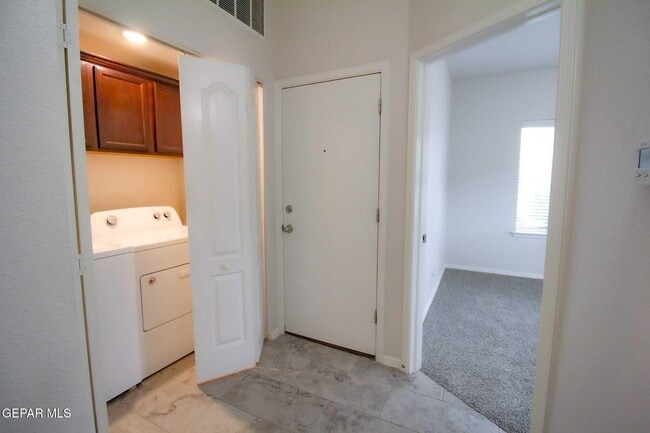 Building Photo - 13276 Emerald Isle St