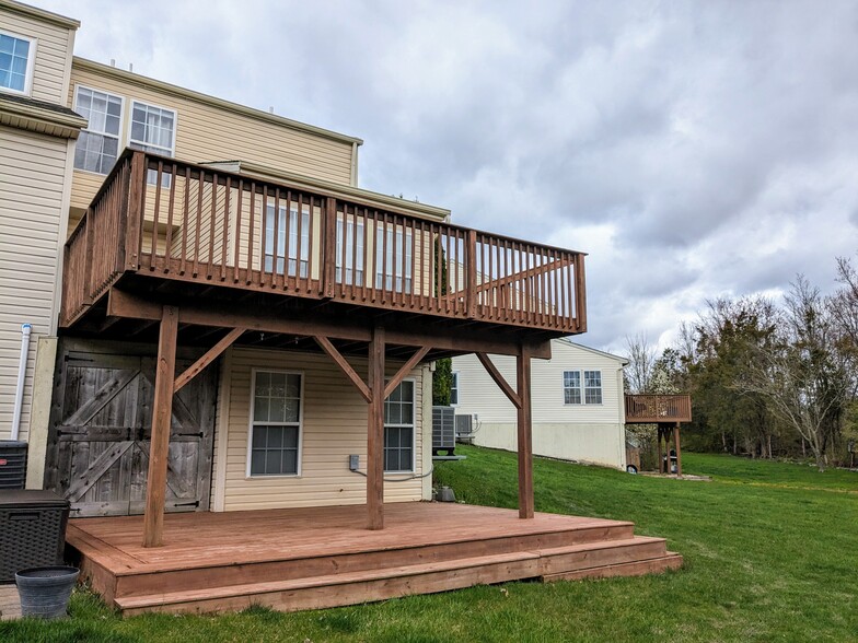 Building Photo - 1252 Hunter Ln