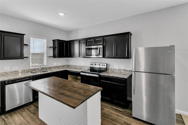 Building Photo - 105 Bell Rings Dr