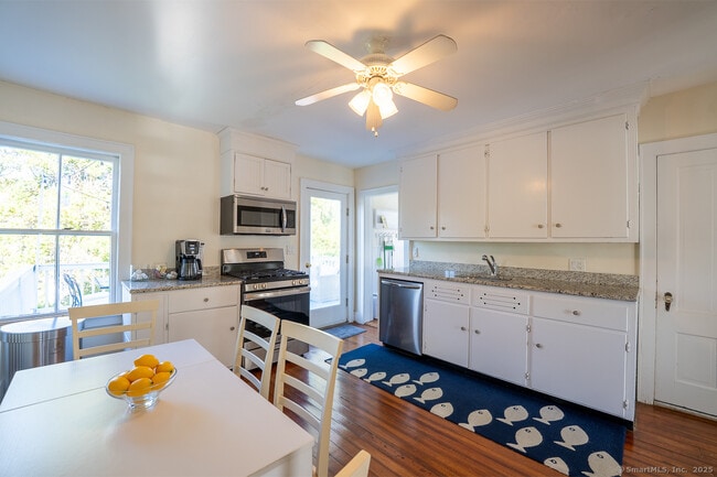 Building Photo - 4 Coburn Ave