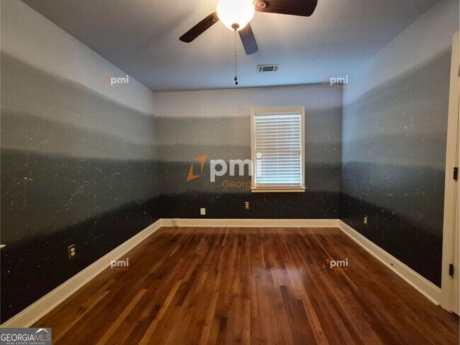 Building Photo - 2080 Hilburn Dr SE