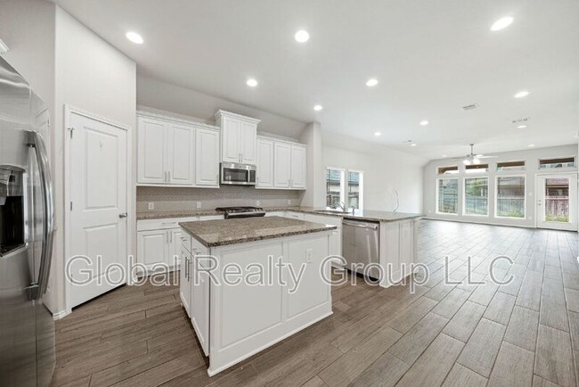 Building Photo - 14306 Hallows Grv
