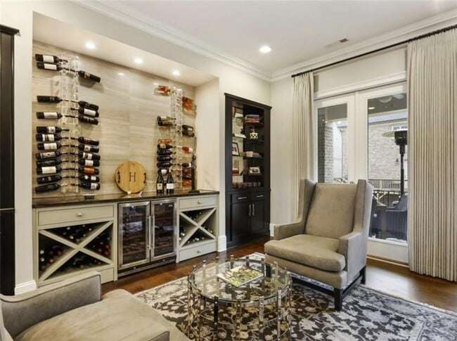 Building Photo - 5010 Merton Ln