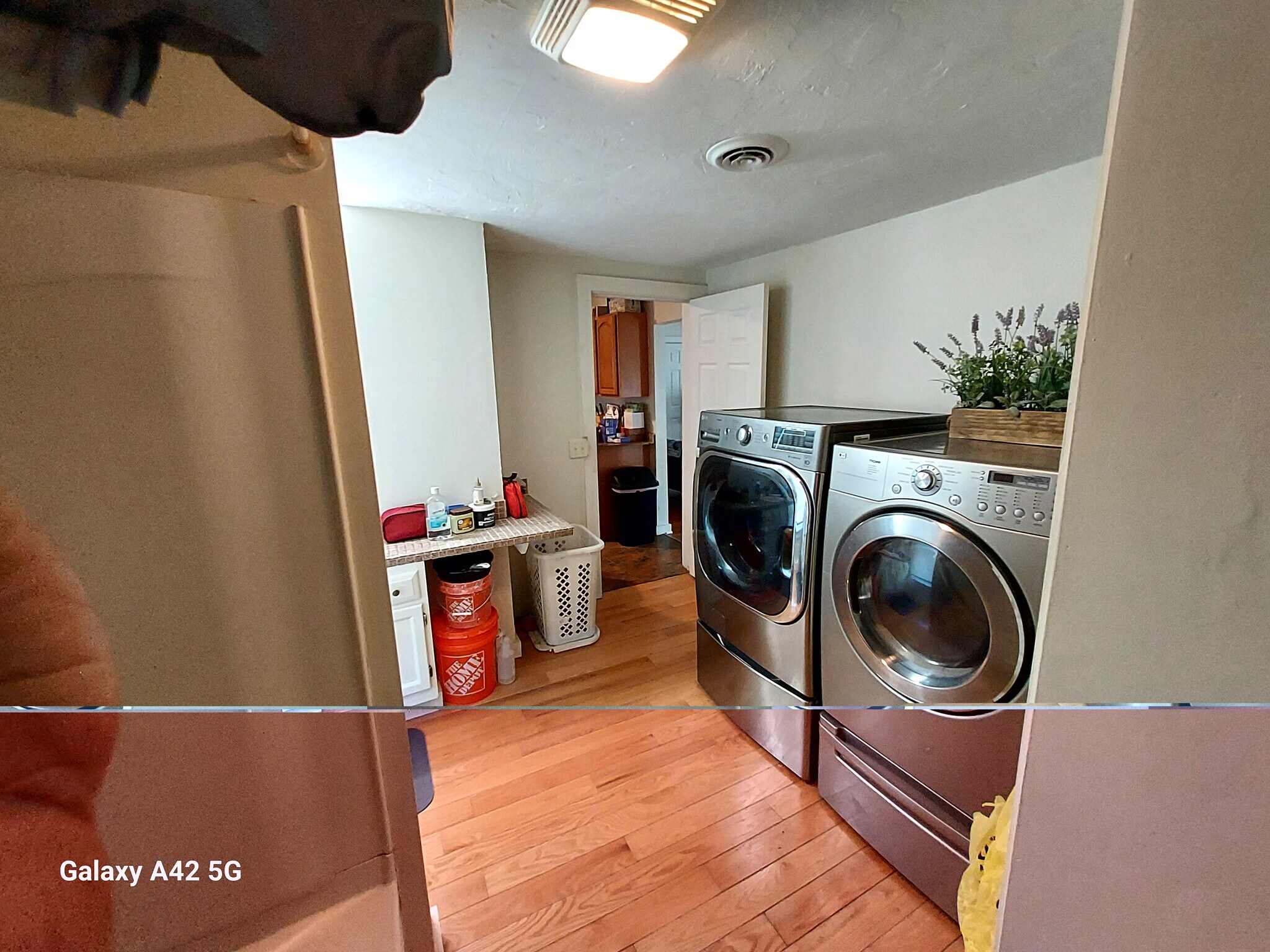 Building Photo - 64 Chase Ave