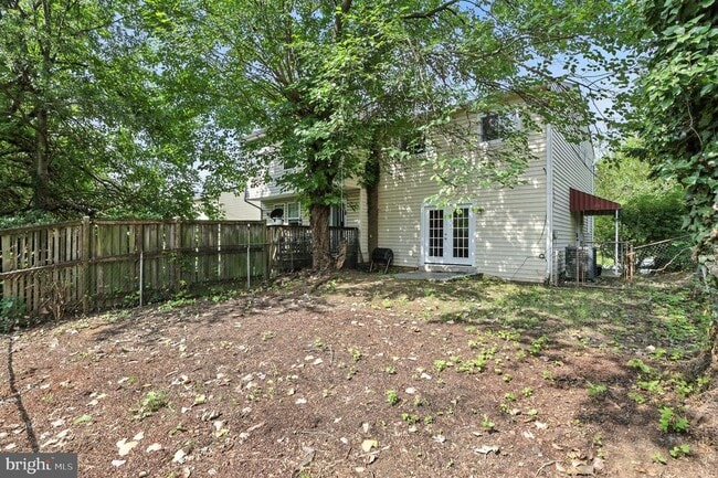 Building Photo - 4717 6th St NE