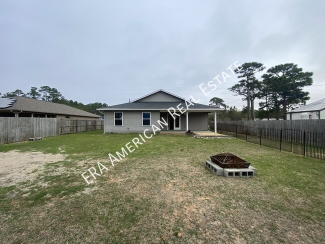 Building Photo - **PRICE REDUCED**