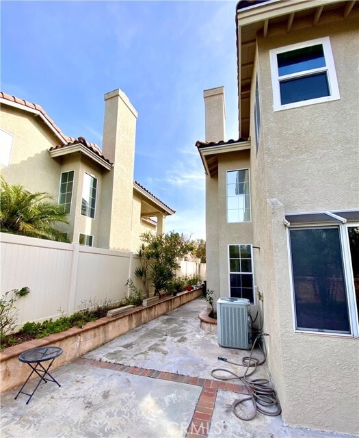 Building Photo - 29 Cuervo Dr