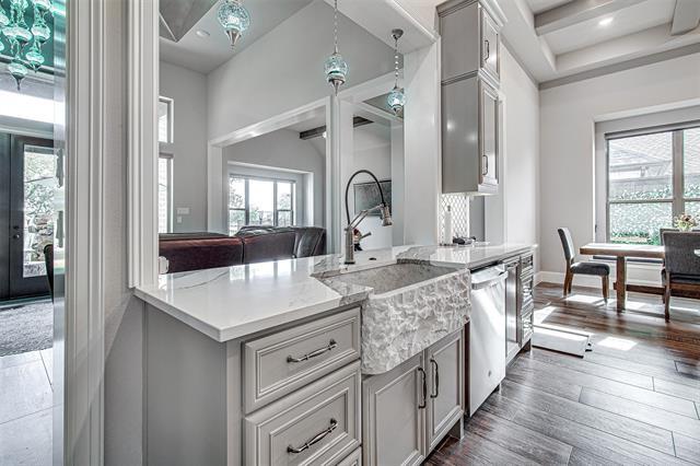 Building Photo - 13924 E Riviera Dr