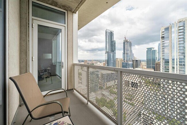 Building Photo - 301 West Ave