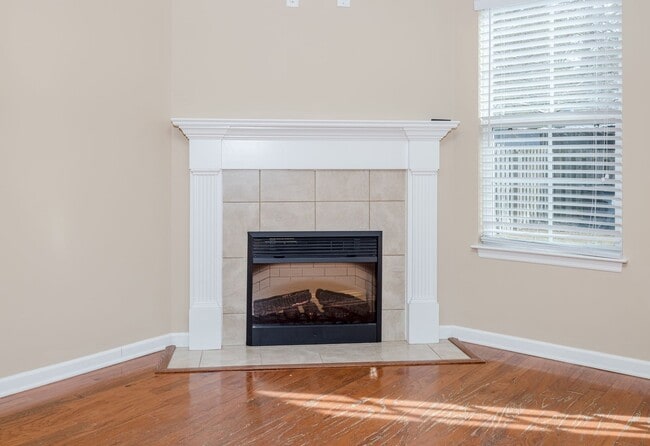 Building Photo - 528 Casey Ct