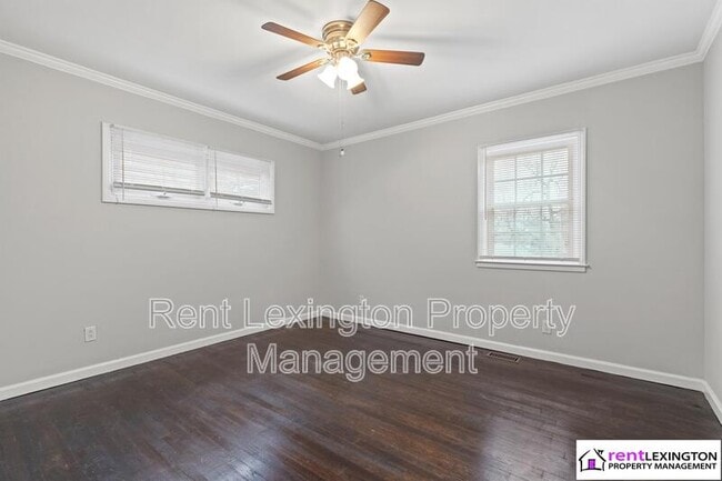 Building Photo - 1721 Albemarle Rd