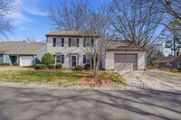 Building Photo - 805 Farm Tree Ln