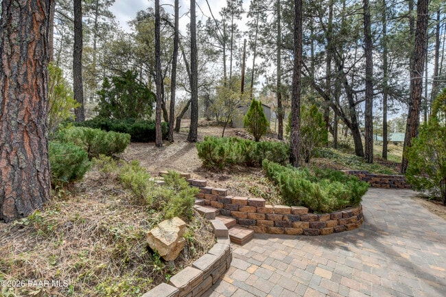 Building Photo - 704 Pima Rd