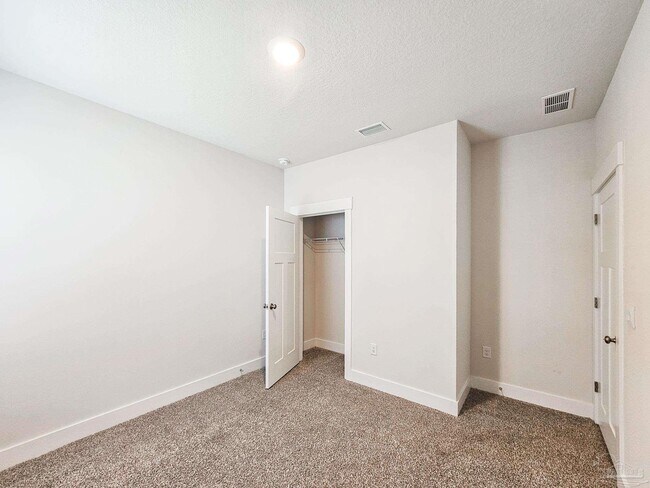 Building Photo - 6023 Rutherford Lp
