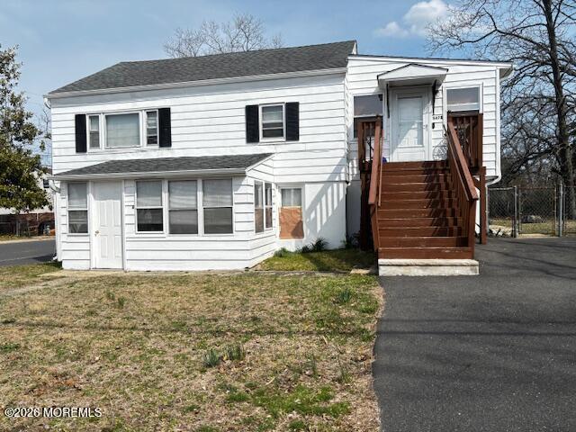 Building Photo - 547 Harding Ave