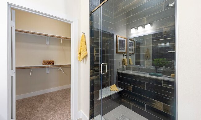 Building Photo - Up to 6 Weeks Free + Luxury Living Awaits!