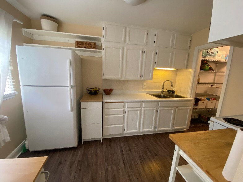 Building Photo - 32721 5th Ave