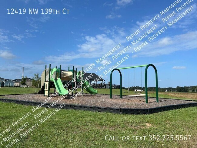 Building Photo - 12419 NW 139th Dr