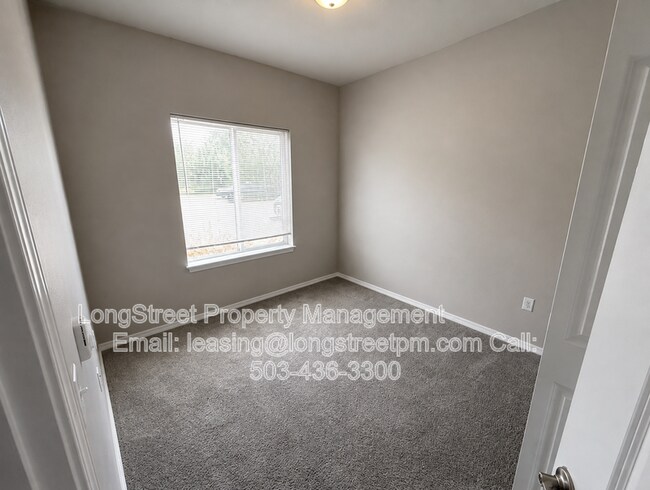 Building Photo - 3655 Pleasant View Dr NE