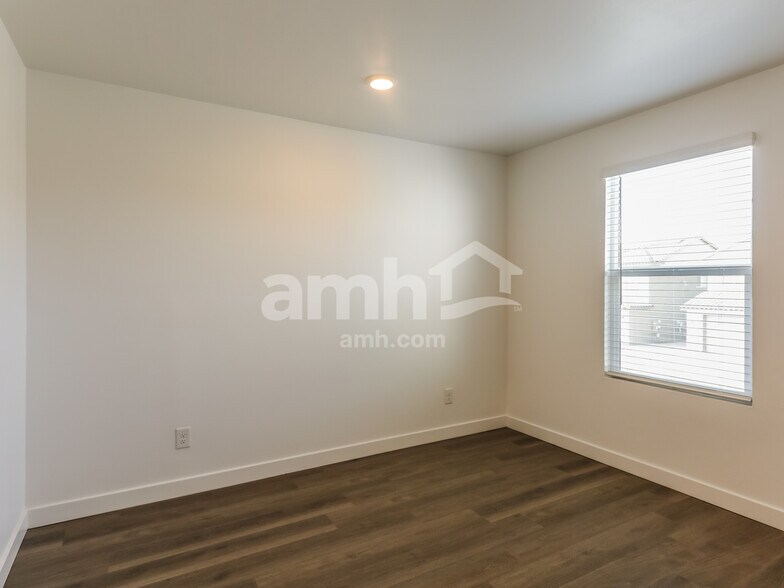 Building Photo - 12279 Thunder Creek Pky