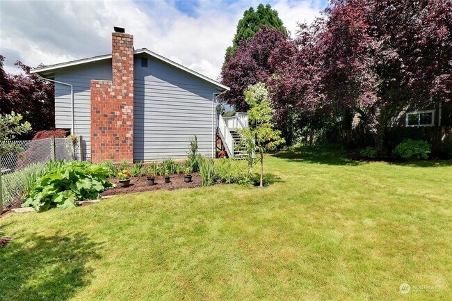 Building Photo - 10608 166th Pl NE