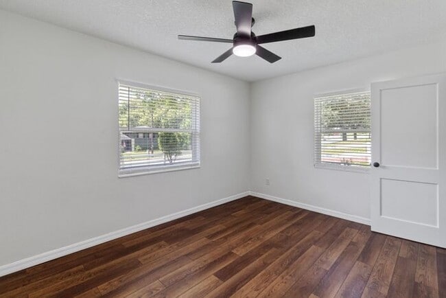 Building Photo - Charming Dade City Home for Lease!