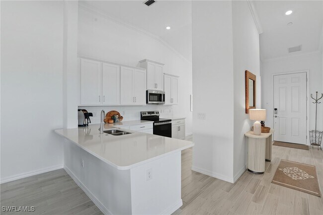 Building Photo - 11861 Venetian Lagoon Dr