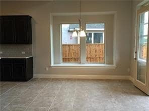 Building Photo - 10548 Helen Dr