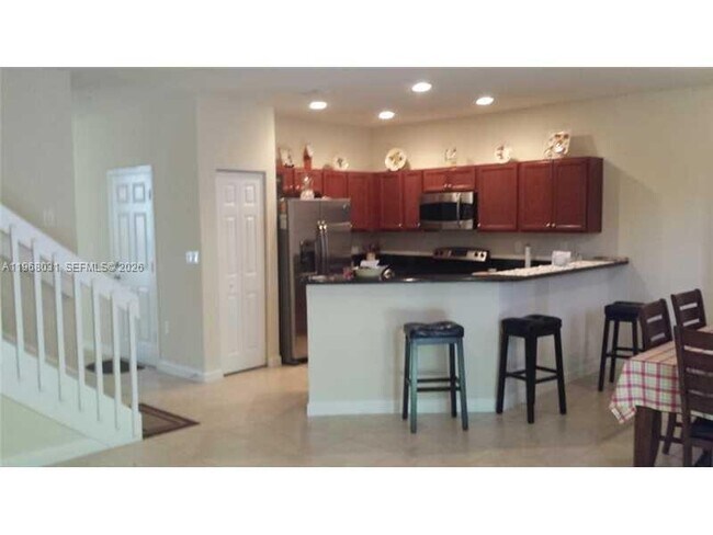 Building Photo - 14716 SW 25th Ln