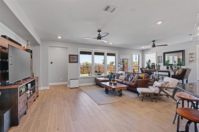 Building Photo - 3752 Forino Dr