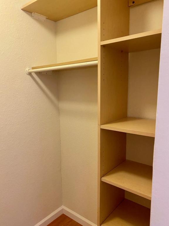 Building Photo - 395 Imperial Way