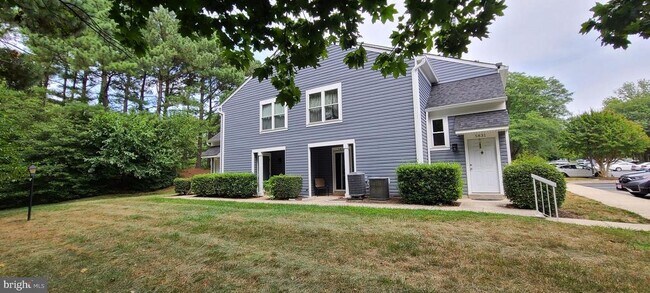 Building Photo - 5829 Orchard Hill Ct