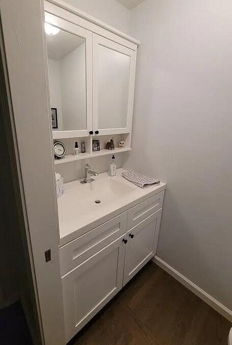 Building Photo - 5090 Heather Rd SE