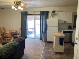 Building Photo - 6245 Lange Dr