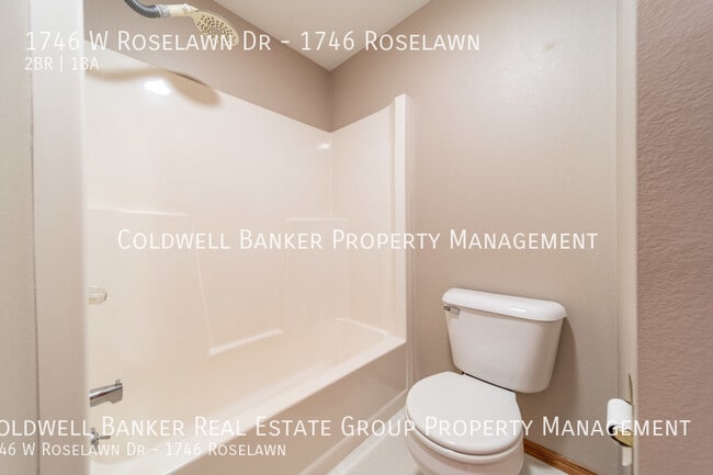 Building Photo - 1746 W Roselawn Dr