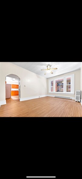 Building Photo - 1420 W Linden St