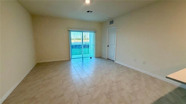 Building Photo - 3314 Wakefield Dr