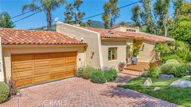 Building Photo - 3635 Serra Rd