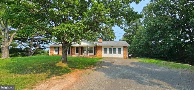 Building Photo - 10109 Lees Mill Rd