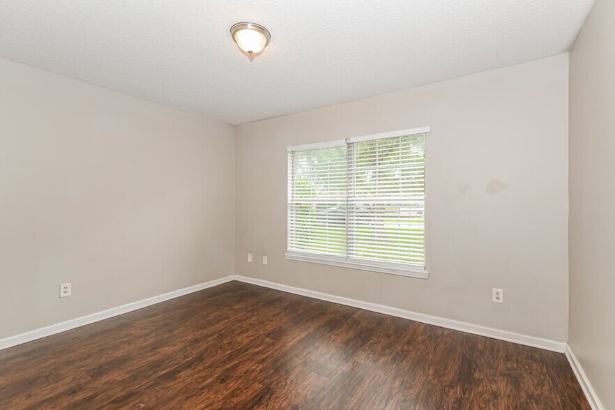 Building Photo - 6011 Fillyside Trail