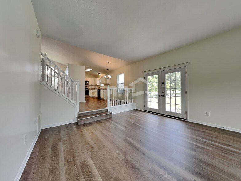 Building Photo - 6158 Glennsbury Ct