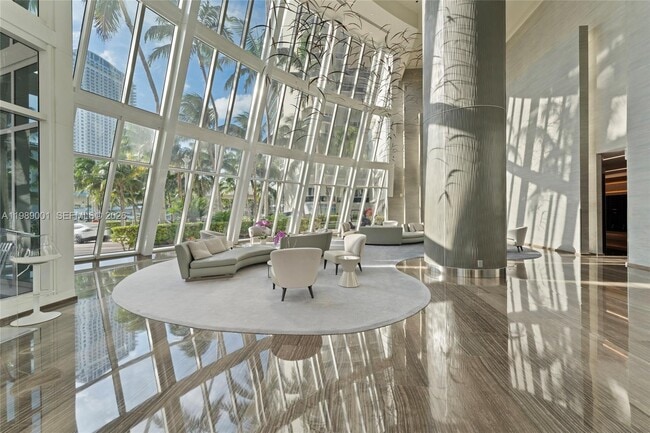 Building Photo - 1830 S Ocean Dr